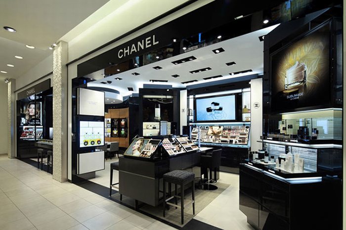 Ý tưởng thiết kế nội thất showrrom mỹ phẫm nước hoa Chanel ấn tương 1