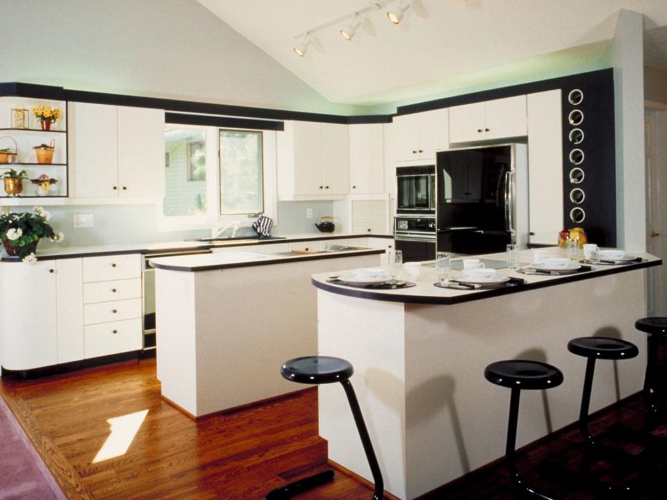 Thiết kế tủ bếp đẹp tone trắng 1