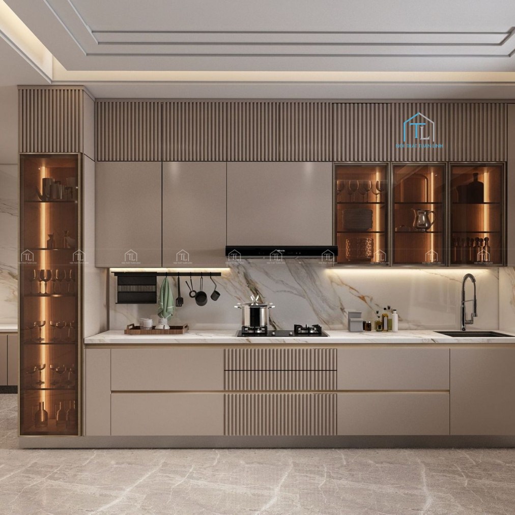 Tủ bếp kịch trần giúp nhà bếp gọn gàng hơn