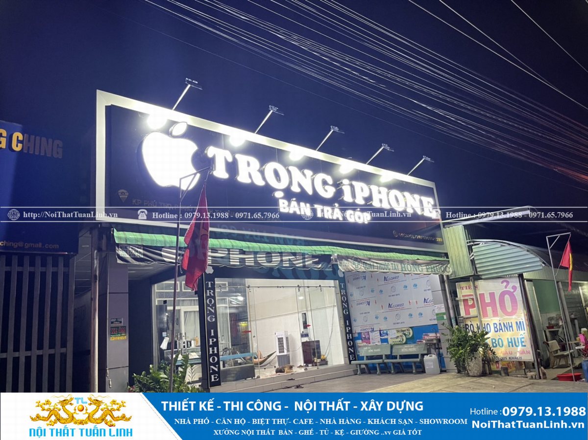 Thiết kế và thi công showroom cửa hàng điện thoại Trọng Iphone